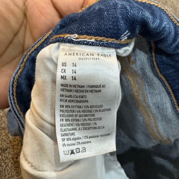 American Eagle Shorts - Picture 4 of 4